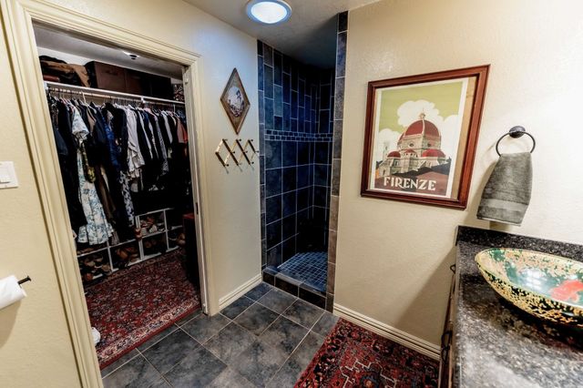 713 W Spring Street, Weatherford, TX 76086