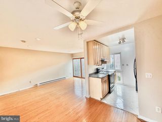720 GLEBE RD W #2C, Alexandria, VA 22305