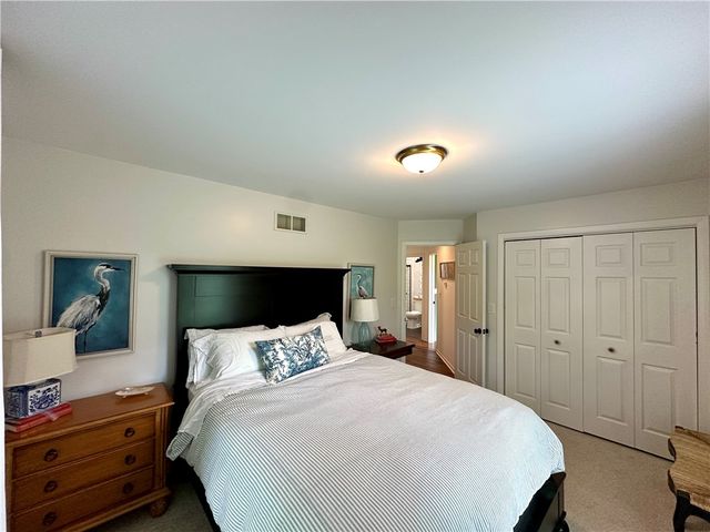 254 W Parkside Dr, Neshannock Twp, PA 16105