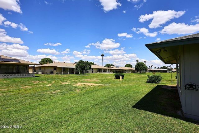 10010 W SANDSTONE Drive, Sun City, AZ 85351