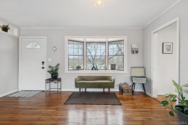 12 Gail Court, Kings Park, NY 11754