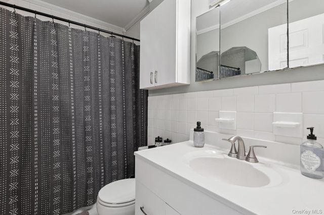 12 Gail Court, Kings Park, NY 11754