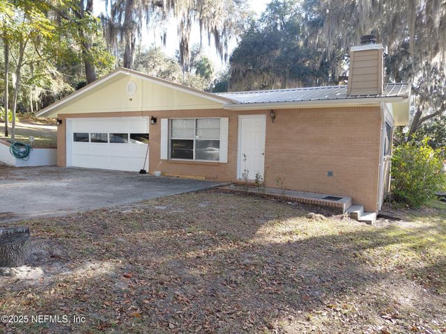 113 LAKE COMO POINT Road, Pomona Park, FL 32181