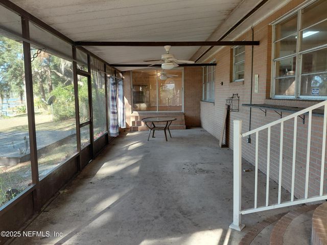 113 LAKE COMO POINT Road, Pomona Park, FL 32181