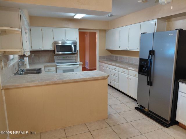 113 LAKE COMO POINT Road, Pomona Park, FL 32181