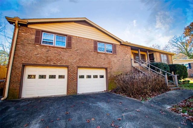 5781 Macedin Drive, Douglasville, GA 30135