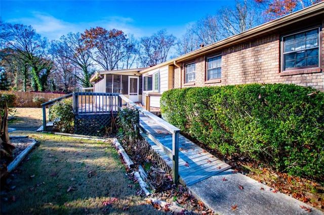 5781 Macedin Drive, Douglasville, GA 30135