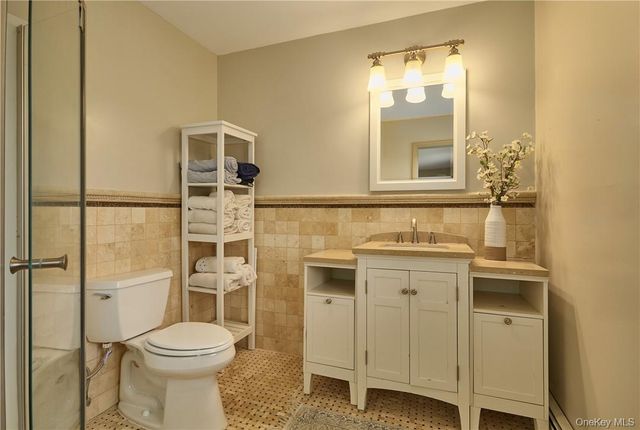 49 Maple Avenue, Warwick, NY 10990