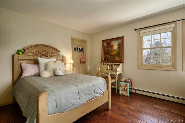 49 Maple Avenue, Warwick, NY 10990