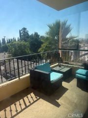 6938 Laurel Canyon 212, North Hollywood, CA 91605
