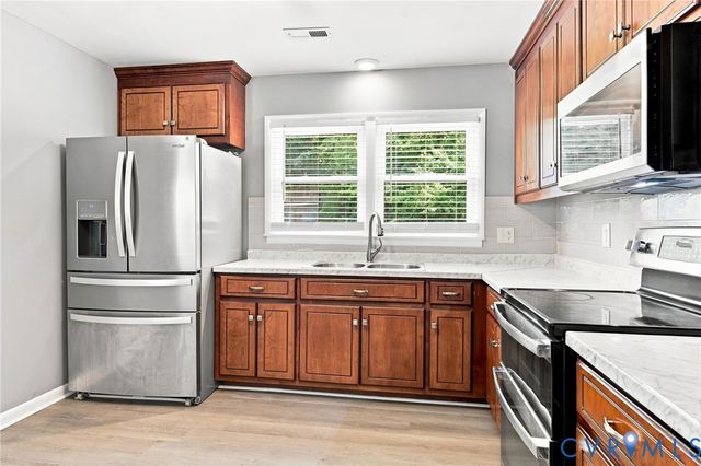 2587 Pinehurst Dr, Petersburg, VA 23805