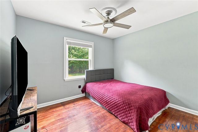 2587 Pinehurst Dr, Petersburg, VA 23805