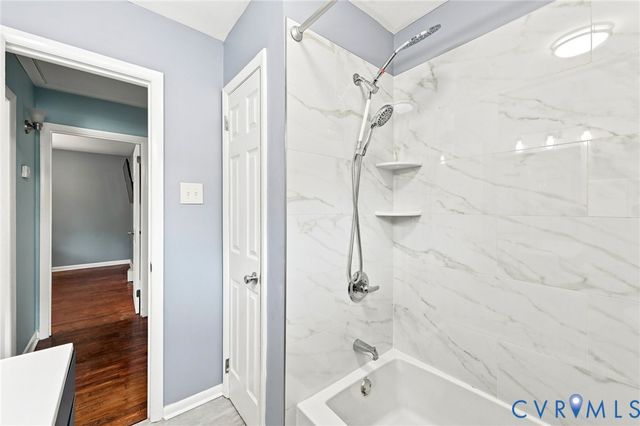 2587 Pinehurst Dr, Petersburg, VA 23805