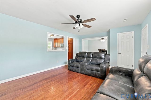 2587 Pinehurst Dr, Petersburg, VA 23805