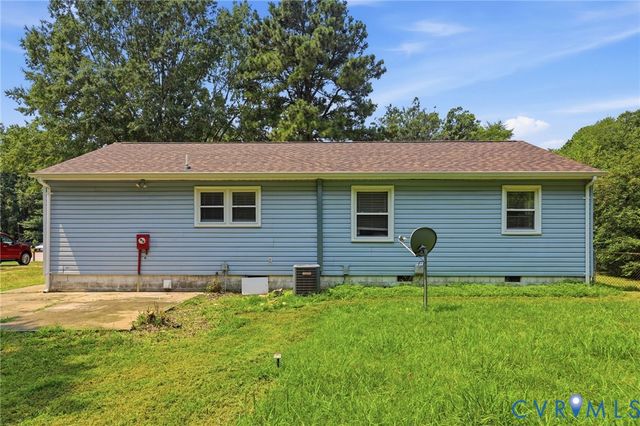 2587 Pinehurst Dr, Petersburg, VA 23805