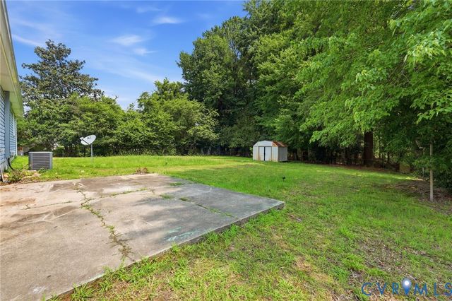 2587 Pinehurst Dr, Petersburg, VA 23805