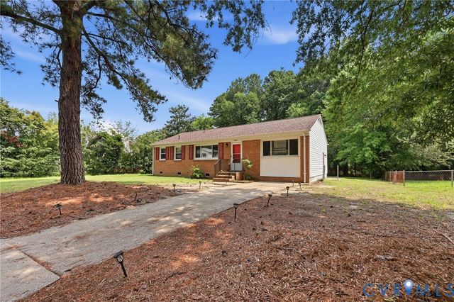 2587 Pinehurst Dr, Petersburg, VA 23805