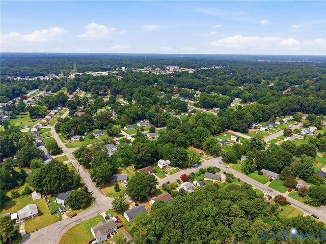 2587 Pinehurst Dr, Petersburg, VA 23805