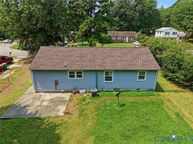 2587 Pinehurst Dr, Petersburg, VA 23805