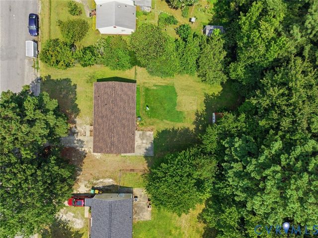 2587 Pinehurst Dr, Petersburg, VA 23805