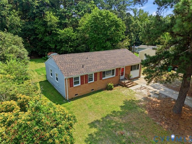 2587 Pinehurst Dr, Petersburg, VA 23805
