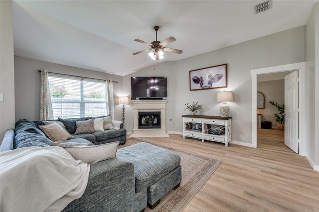 2820 Saddlebred Trail, Celina, TX 75009