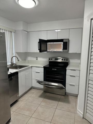 6135 NW 186th Street 312, Hialeah, FL 33015