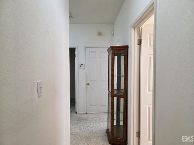 5617 Summer Cypress Drive, Bakersfield, CA 93313