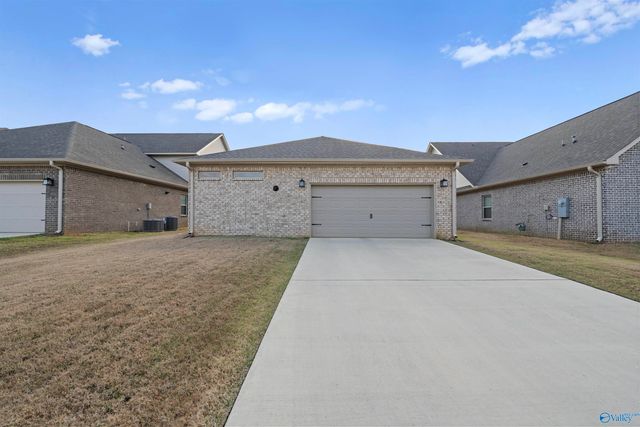 17705 Eastmoor Street, Athens, AL 35611