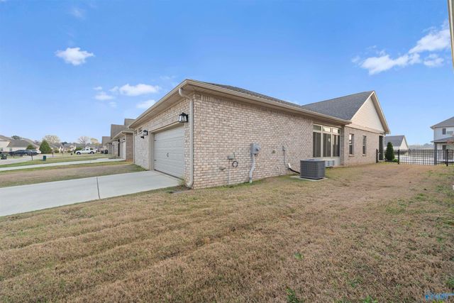 17705 Eastmoor Street, Athens, AL 35611