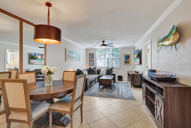 3910 Crystal Lake Drive 101, Deerfield Beach, FL 33064