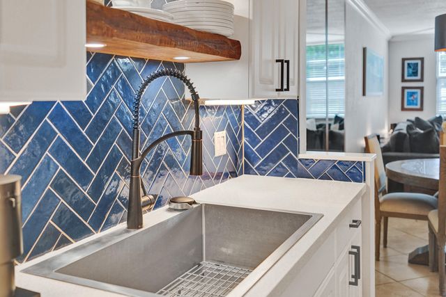 3910 Crystal Lake Drive 101, Deerfield Beach, FL 33064