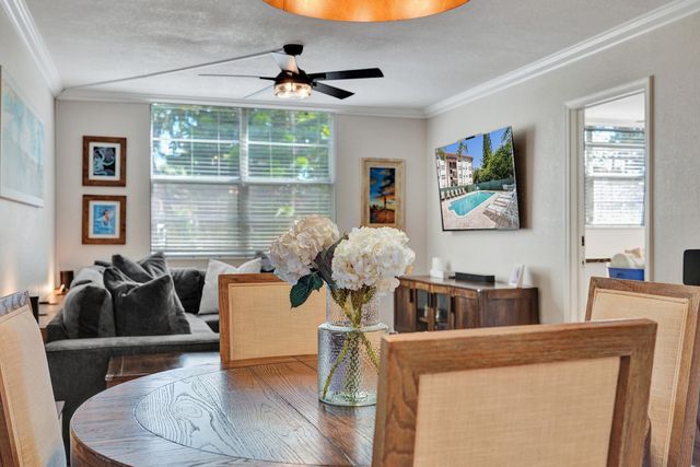 3910 Crystal Lake Drive 101, Deerfield Beach, FL 33064