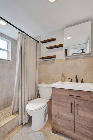 3910 Crystal Lake Drive 101, Deerfield Beach, FL 33064