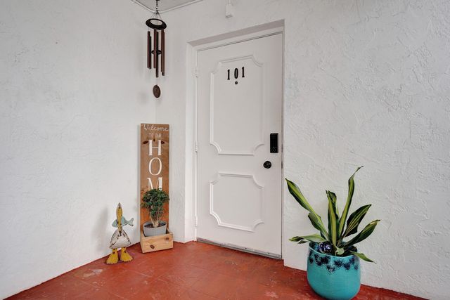 3910 Crystal Lake Drive 101, Deerfield Beach, FL 33064