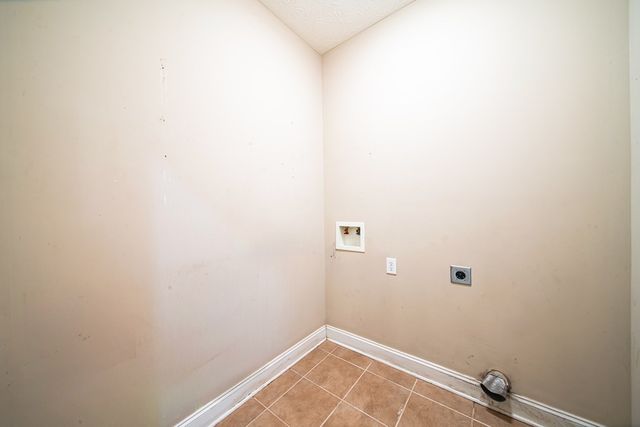 50 Lee Road 0246, Salem, AL 36874