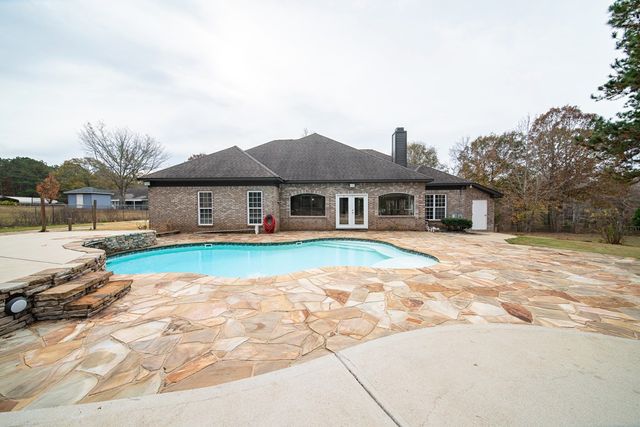 50 Lee Road 0246, Salem, AL 36874