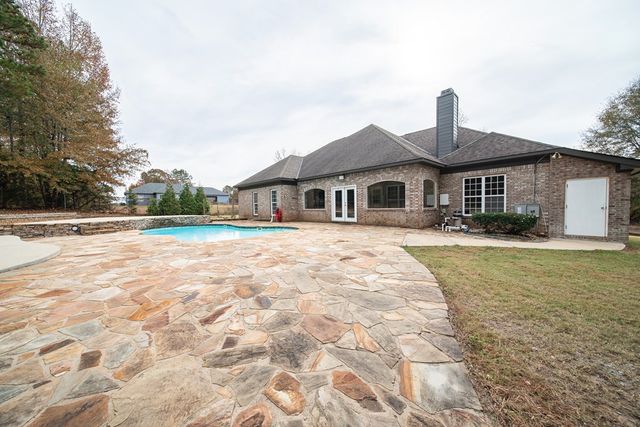 50 Lee Road 0246, Salem, AL 36874