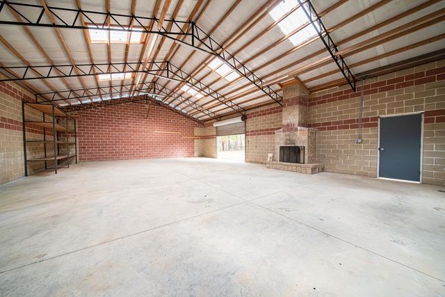 50 Lee Road 0246, Salem, AL 36874