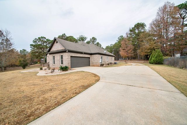 50 Lee Road 0246, Salem, AL 36874