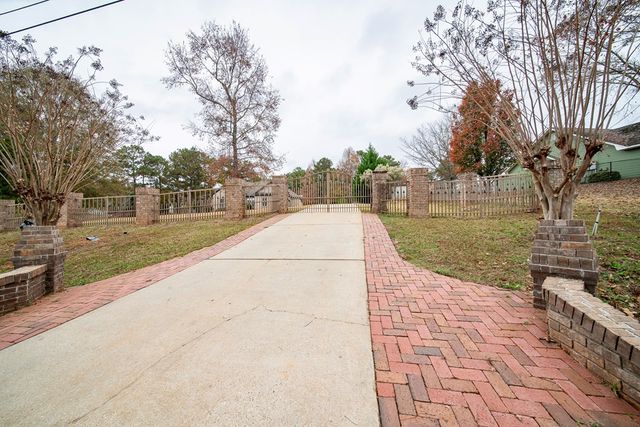 50 Lee Road 0246, Salem, AL 36874