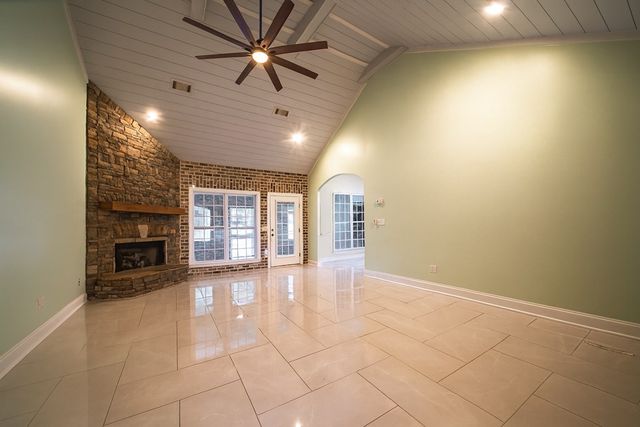 50 Lee Road 0246, Salem, AL 36874