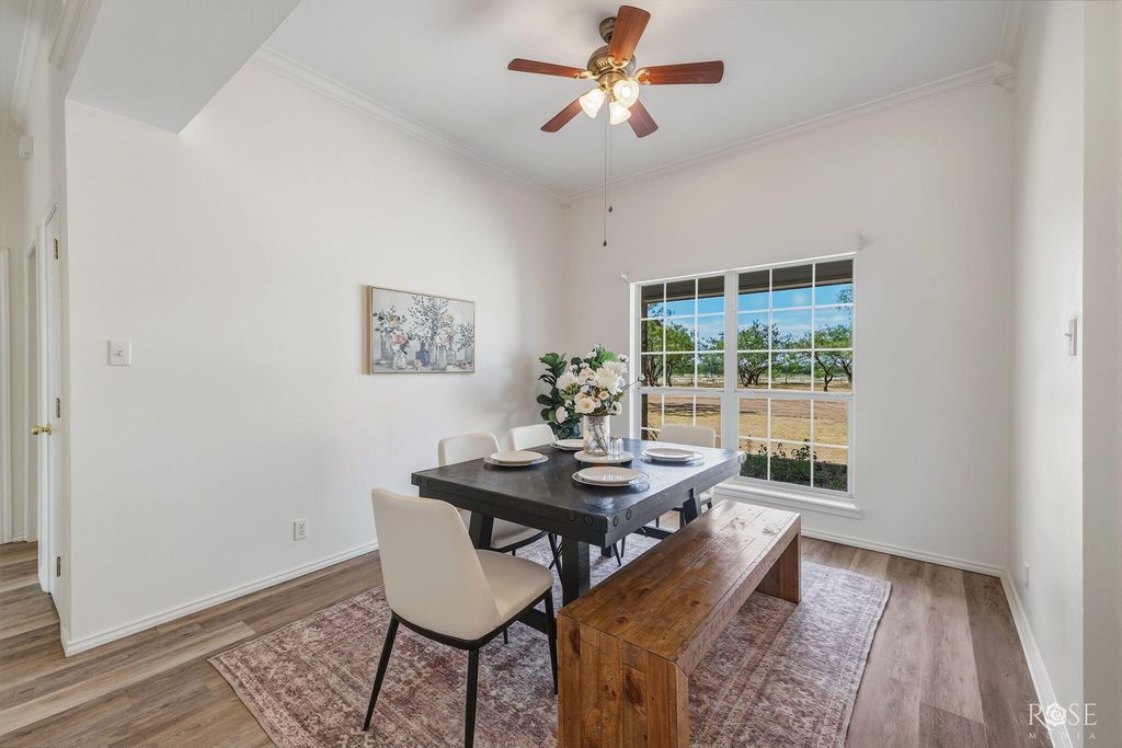 Image 22 of property listing at 11561 Twin Lakes Lane, San Angelo, TX 76904
