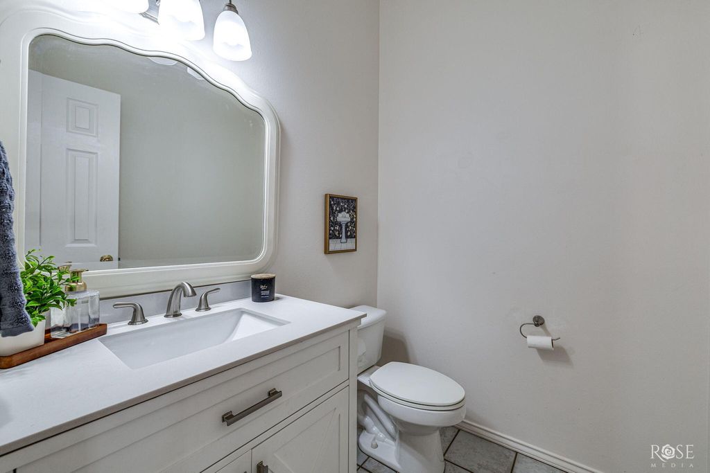 Image 34 of property listing at 11561 Twin Lakes Lane, San Angelo, TX 76904