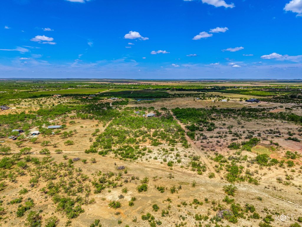 Image 51 of property listing at 11561 Twin Lakes Lane, San Angelo, TX 76904