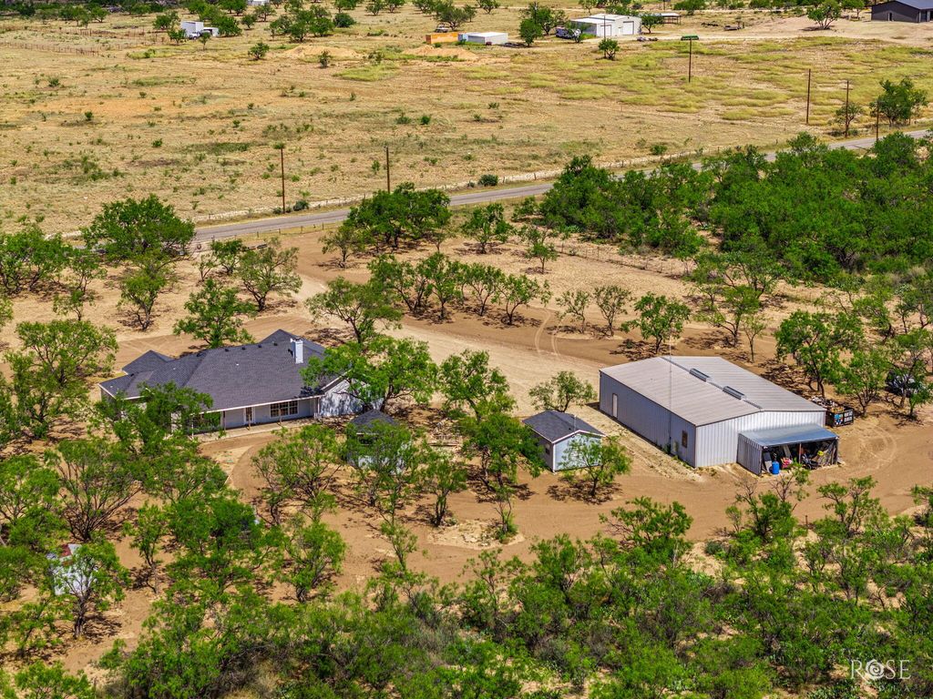 Image 59 of property listing at 11561 Twin Lakes Lane, San Angelo, TX 76904