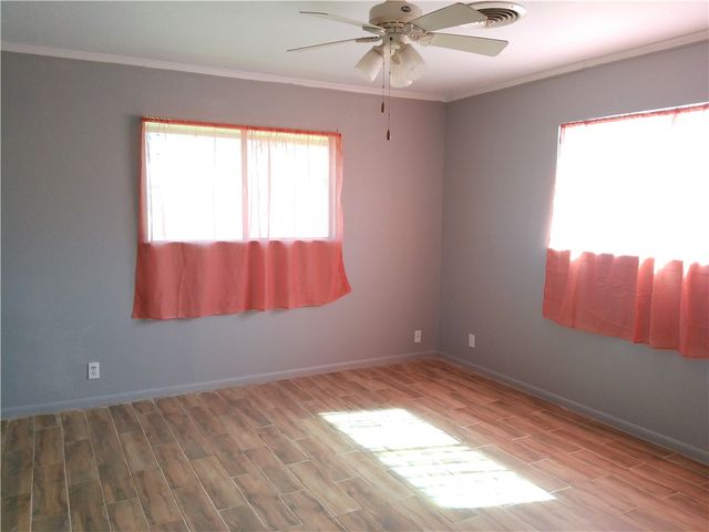 1314 E Cherrystone Dr, Corpus Christi, TX 78412