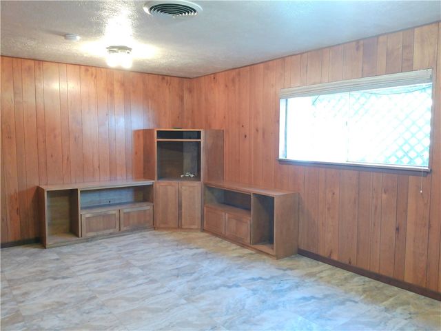 1314 E Cherrystone Dr, Corpus Christi, TX 78412