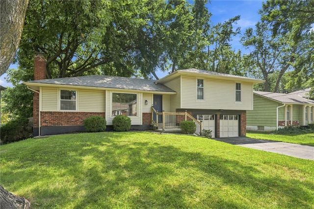 12727 W 100th Street, Lenexa, KS 66215