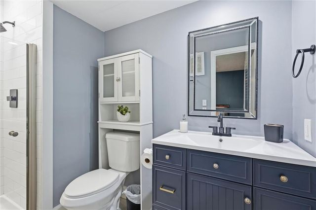 12727 W 100th Street, Lenexa, KS 66215